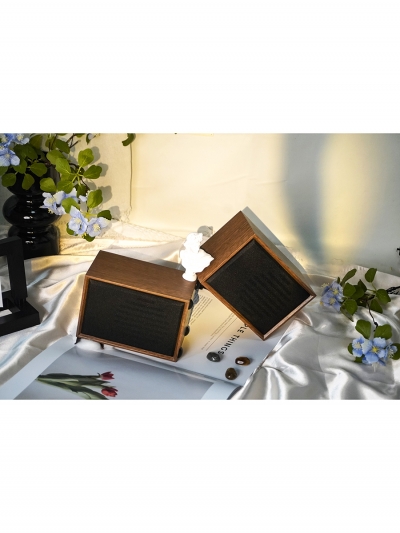 Фото: Виниловый проигрыватель с колонками, Alive Stereo-5 Виниловый проигрыватель с колонками, Alive Stereo-5